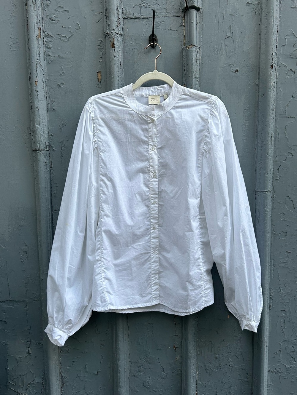 OU white balloon sleeve blouse, BNWT, size Small